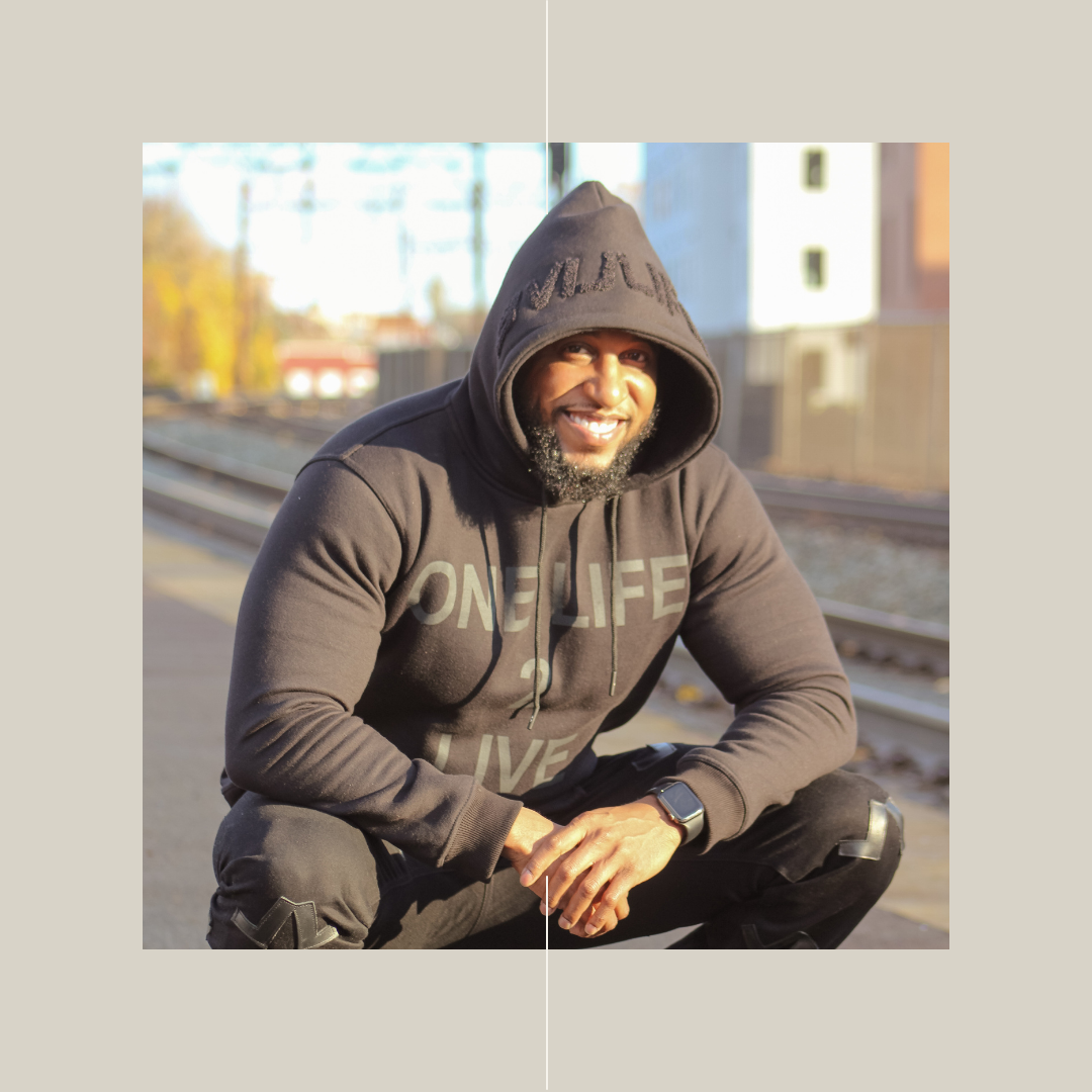 LIVE LIFE WORLDWIDE BROWN HOODIE
