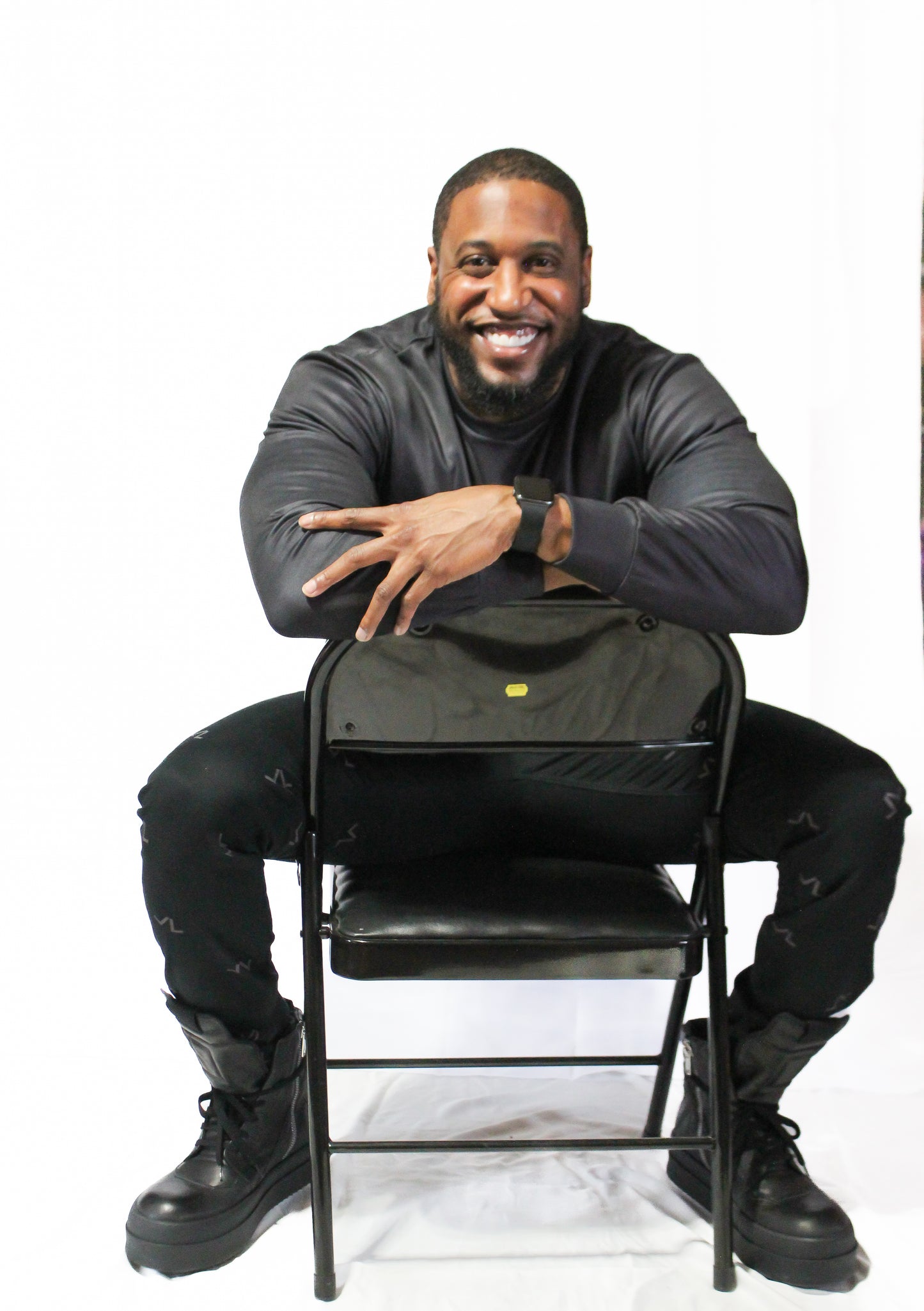 LIVE LIFE BLACK CHINO PANTS