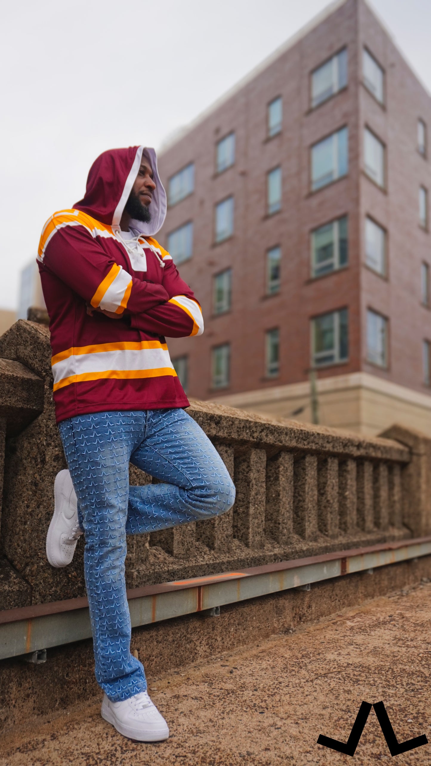 LIVE LIFE FLARE JEANS