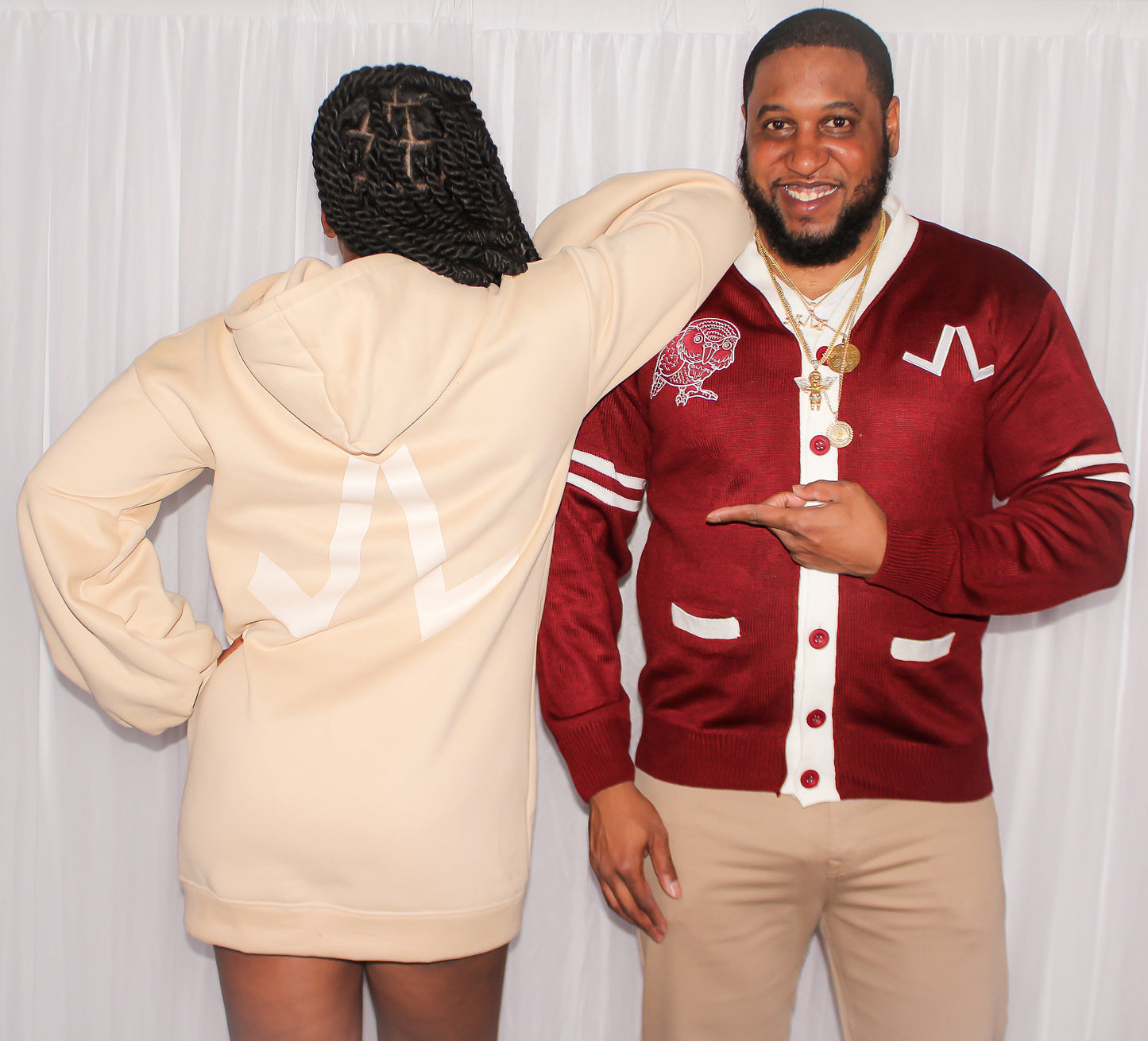 LIVE LIFE BURGUNDY CARDIGAN