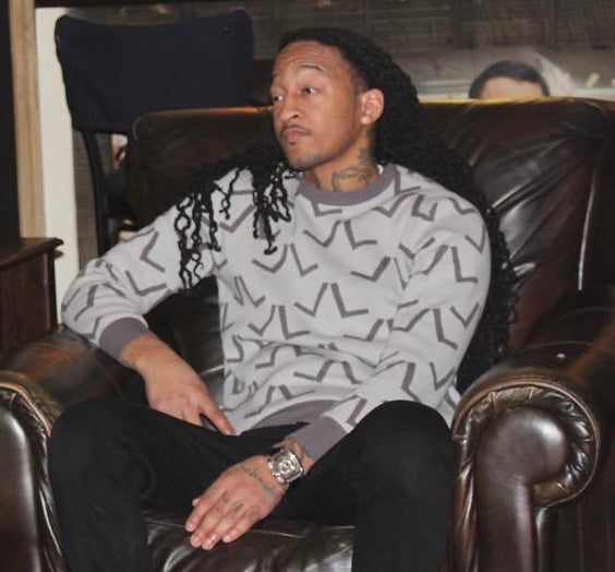 LL GRAY SIGNATURE SWEATER