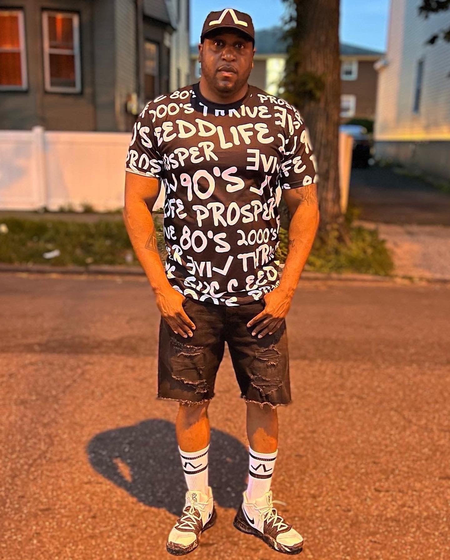 LIVE LIFE BLACK GRAFFITI T SHIRT